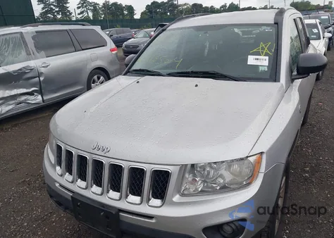 2011 Jeep Compass z USA, uszkodzony, nr VIN 1J4NF1FB3BD280876